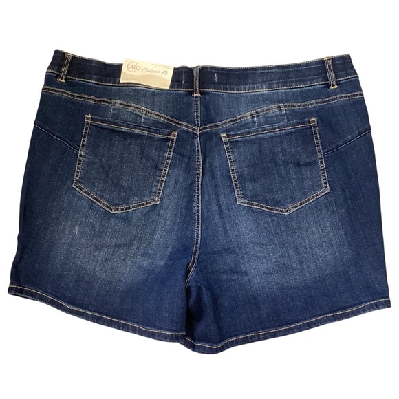 NWT CATO Women’s Contour Fit Hourglass Hi Rise Denim Shorts 22W 4.5” Stretchy - Picture 9 of 12